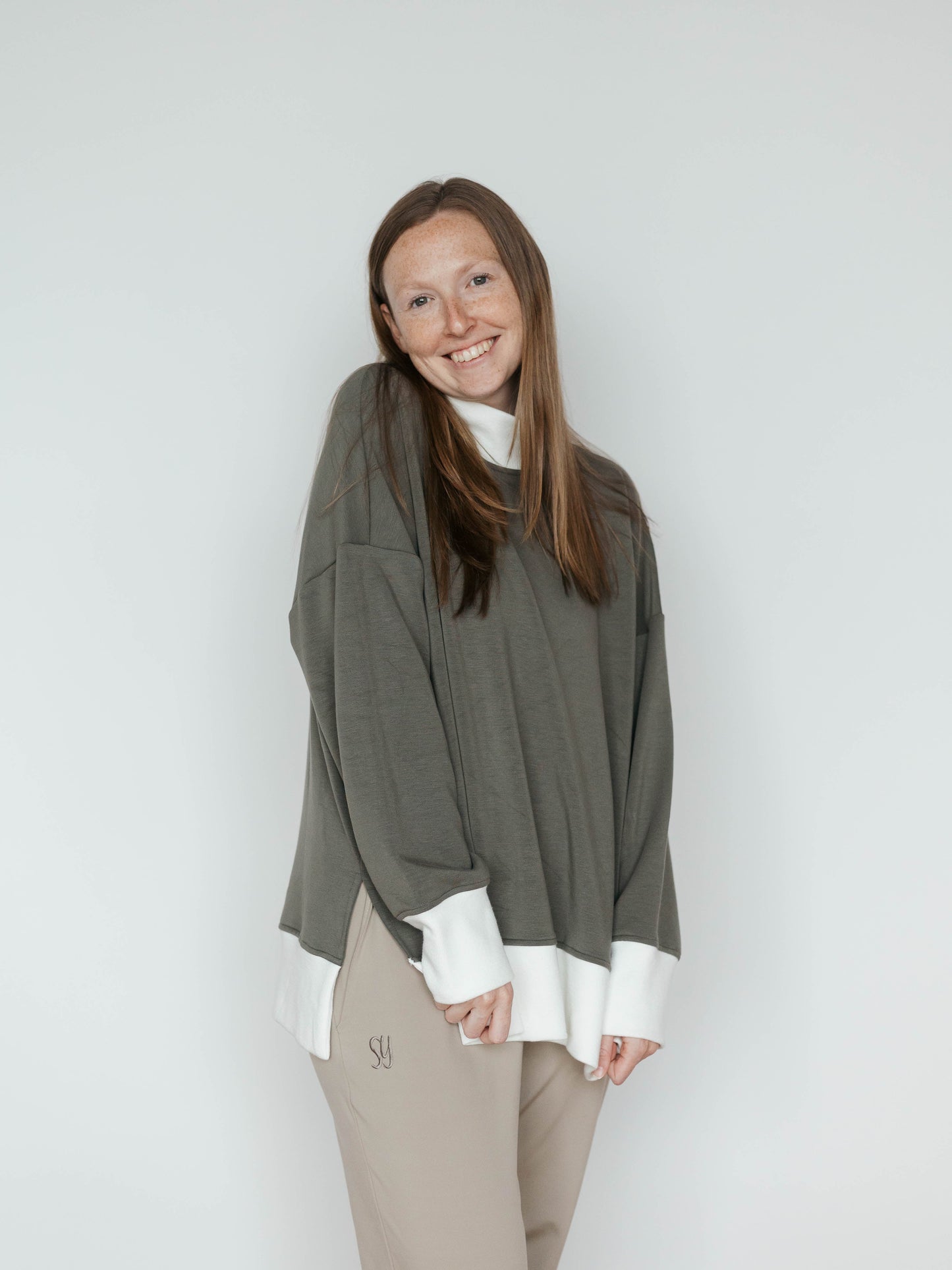 SY Lightweight Mock Neck Pullover