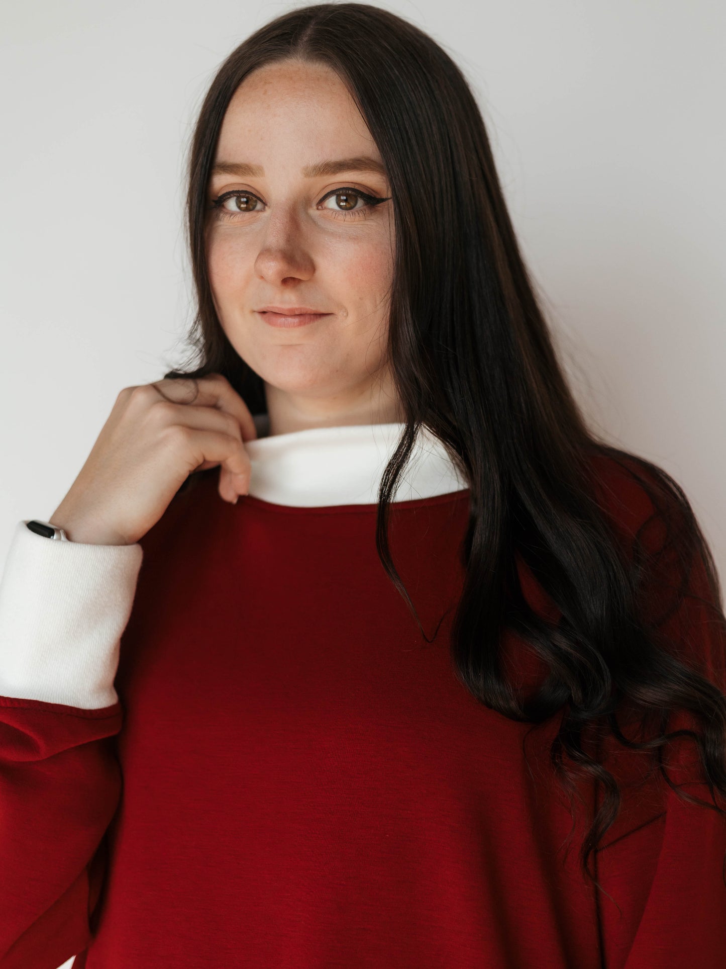 SY Lightweight Mock Neck Pullover